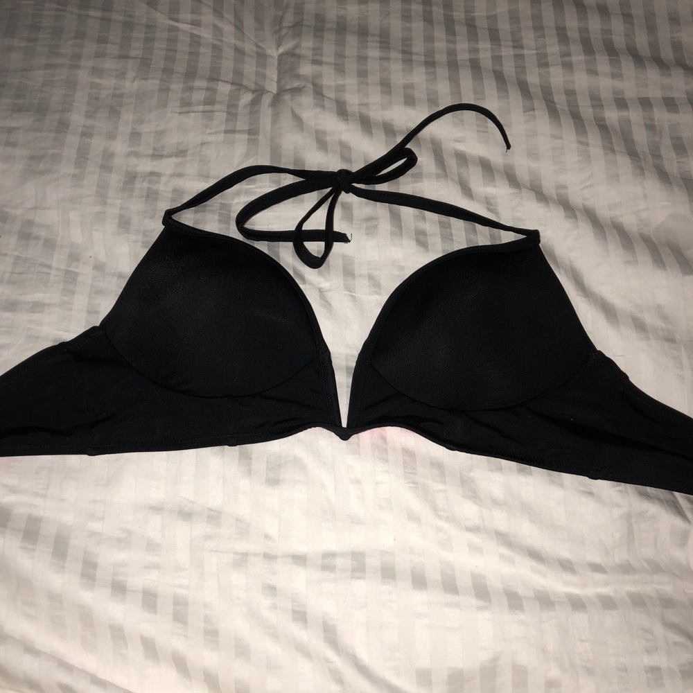 Victoria’s Secret swimsuit top